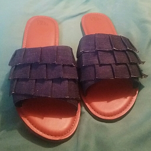 Time and Tru Shoes - Women's Denim Sandals Sz. 11